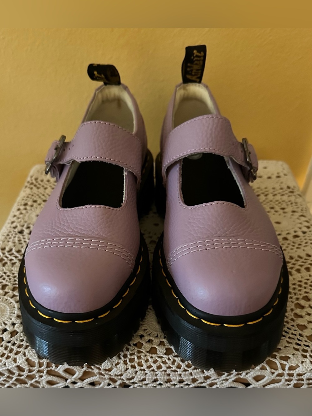 NWOT Dr. Martens Addina FLWR Lavender Mary
Jane Platform Shoes UK 5 US 7 EU 38